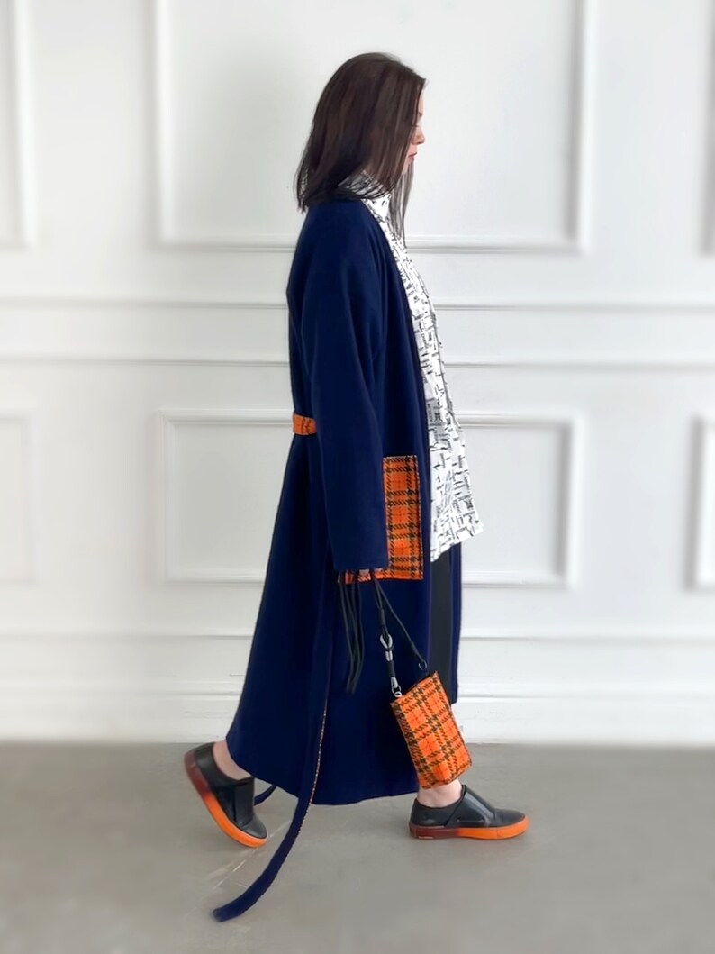One of a Kind Kimono 'orANGE' with Mini Bag as Gift image 9