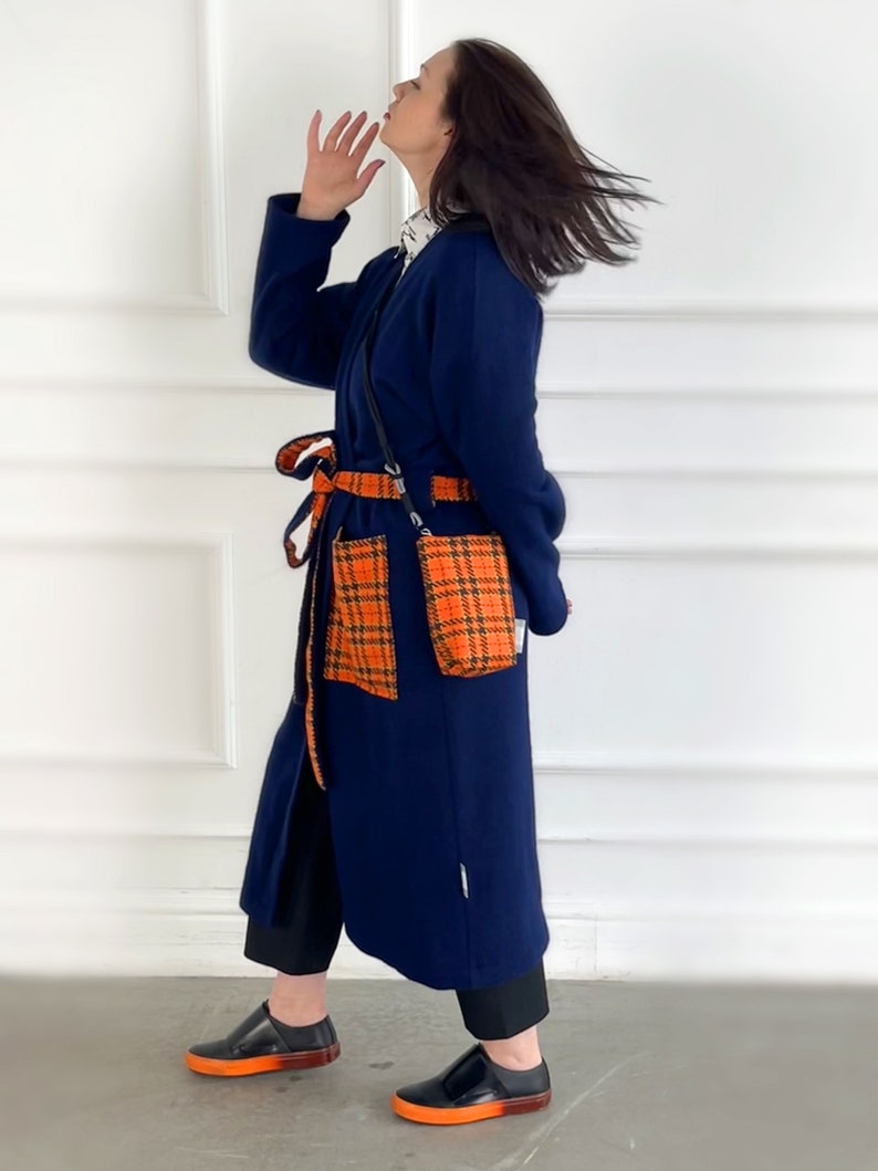One of a Kind Kimono 'orANGE' with Mini Bag as Gift image 2