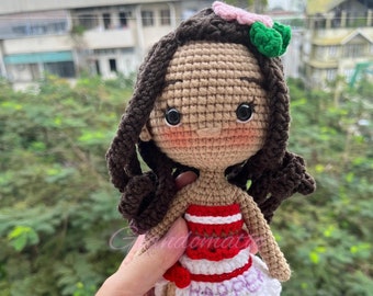 Peluche de princesa Moana a crochet - Peluche de princesa Disney personalizado - Peluche de personaje de Moana - Muñeca miniatura de princesa