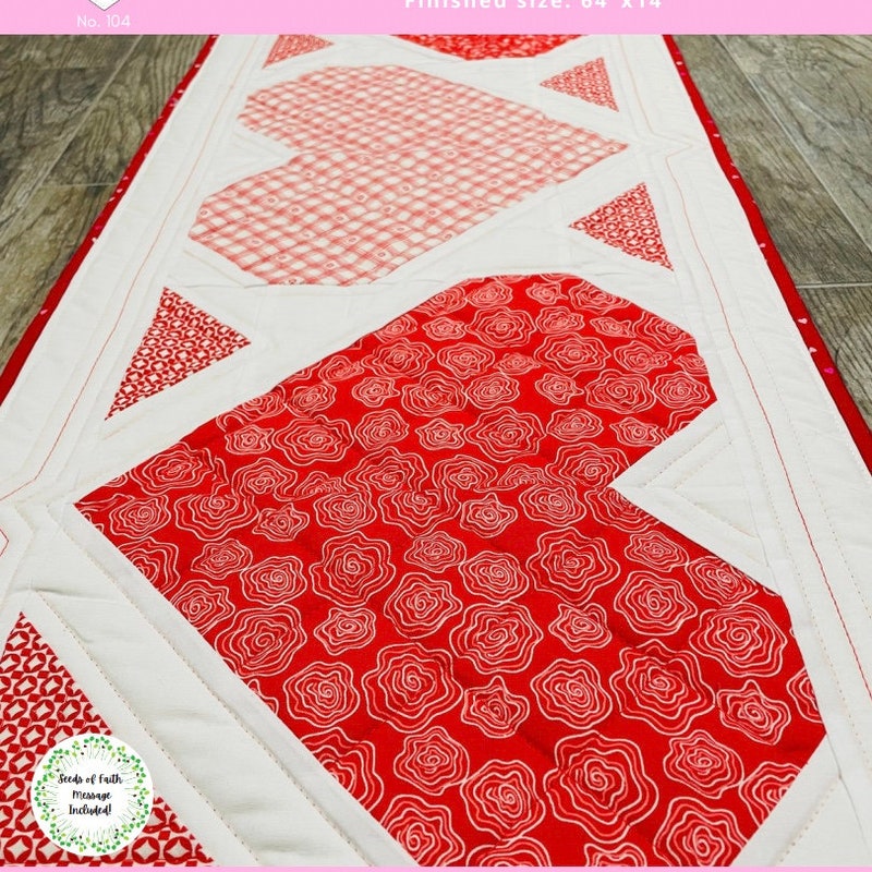 Valentines Day Table Runner - Etsy