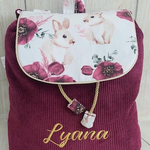 Sac à dos enfant en velour cotelé, bretelles réglables,personnalisé en broderie entièrement fait main pour l'école, la crèche, la nounou...