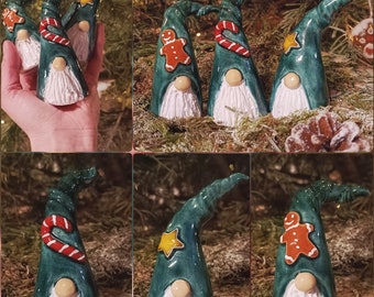 Petits gnomes de Noël en céramique fait main