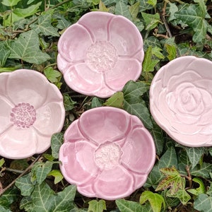 Small ceramic flower cups