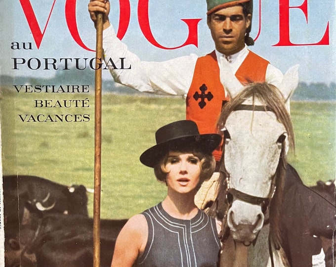 Vintage magazine Vogue Paris 1961 au Portugal!-Iconic style & Cover Photography Fashion Models Collectible Issue!