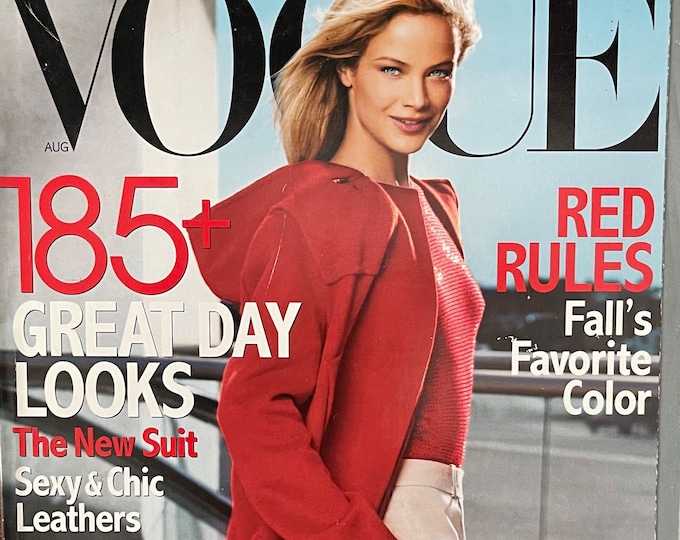Own a piece of Vogue history -VOGUE Magazine August 1999 cover Carolyn Murphy-Iconic Style Fashion Covers Photography Models & Editorials