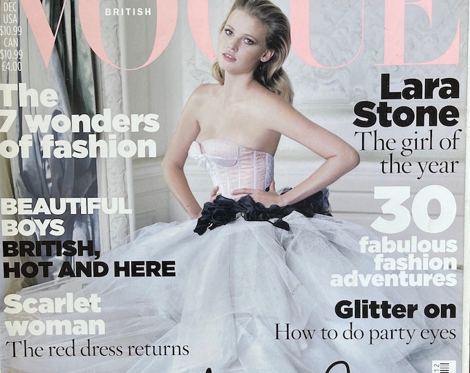 Pre-Owned Vogue magazine British December 2009 - cover Lara Stone