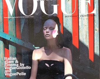 Own a piece of Vogue history-Magazine VOGUE ACCESSOR ITALIA-Iconic style & Cover Photography Fashion Models Collectible Issue!