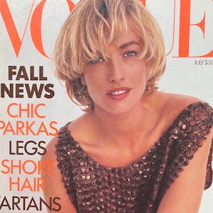 Own a piece of Vogue history -Vintage rare fashion Magazine VOGUE 1989-Iconic Style Fashion Covers Photography Models & Editorials