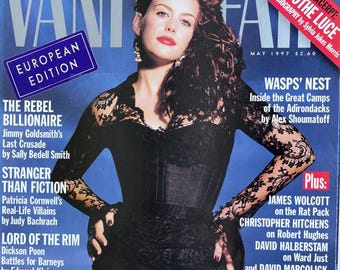 For Women who read fashion -Fashion rare magazine VANITYFAIR 1997 cover Liv Tyler, Vintage Chanal advertising!