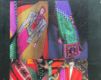 Pre-Owned Vintage unique rare fashion magazine lookbook 1991 Gianni Versace No.20-Iconic style & Photography Collectible fashion Culture!