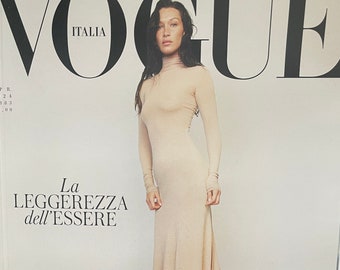 Magazine Vogue Italia Cover & special Bella Hadid