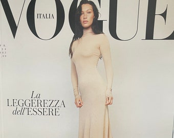 Copertina di Vogue Italia e speciale Bella Hadid