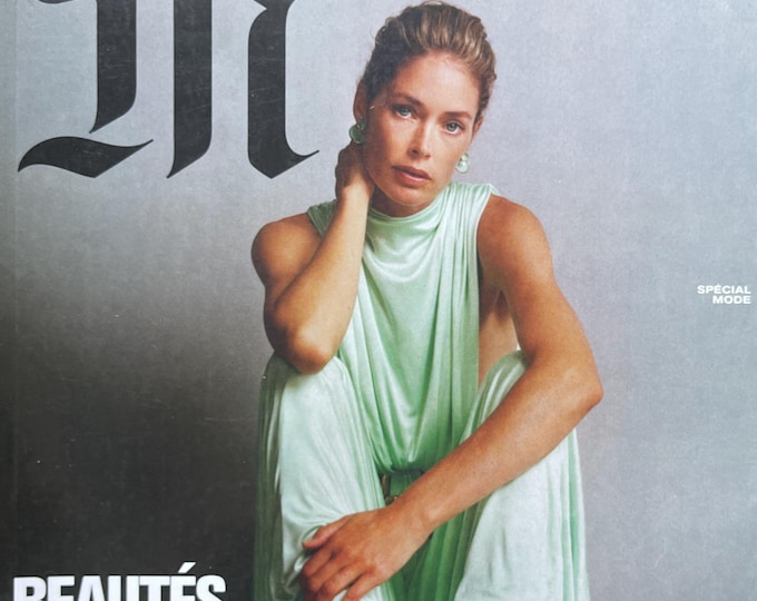 For Women who read fashion -Fashion issue special le magazine du monde special mode