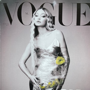 女性情報誌 Vogue Netherlands Magazine May 2022 Lila Moss Covers Vogue UK May 2022 Lensed by Steven Meisel