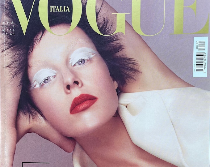 Own a piece of Vogue history-Magazine Vogue Italia cover Steven Meisel-Iconic style & Cover Photography Fashion Models Collectible Issue!