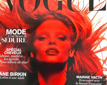 Own a piece of Vogue history-Magazine Vogue Paris cover Lara stone-Iconic style & Cover Photography Fashion Models Collectible Issue!
