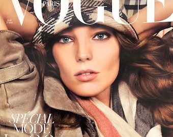 Own a piece of Vogue history-Magazine Vogue Paris-Iconic style & Cover Photography Fashion Models Collectible Issue!