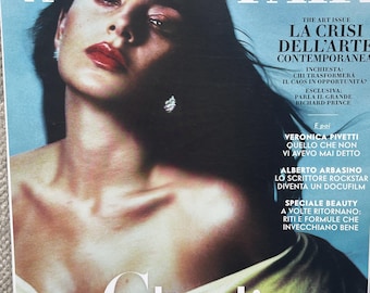 Fashion magazine VANITY FAIR Italia - cover Charli XCX - Iconic style & Photography Collectible fashion Culture!