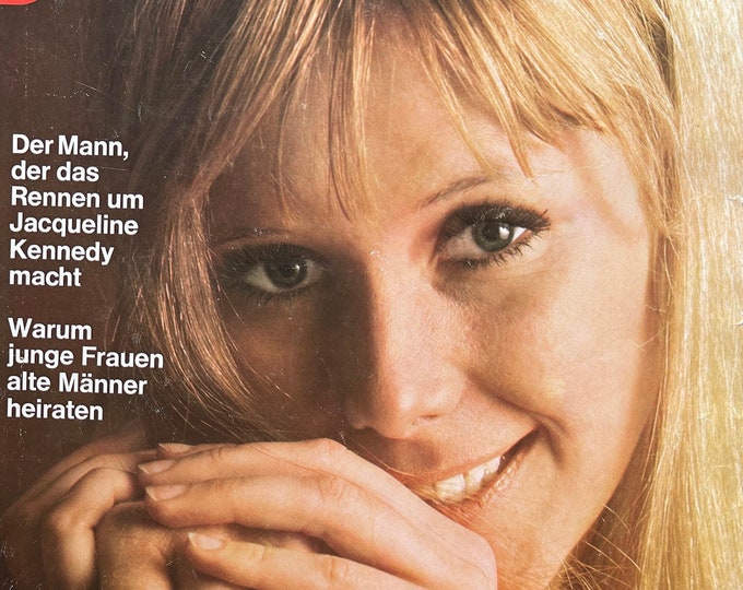For Women who read fashion -Vintage rare fashion Magazine German JASMIN 1968