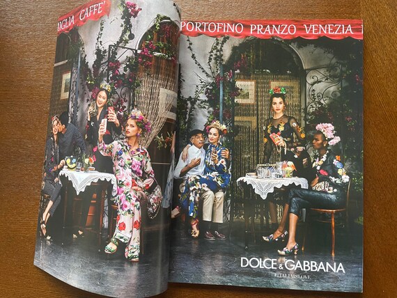 ファッションを読む女性のためのスペインファッション雑誌TELVA