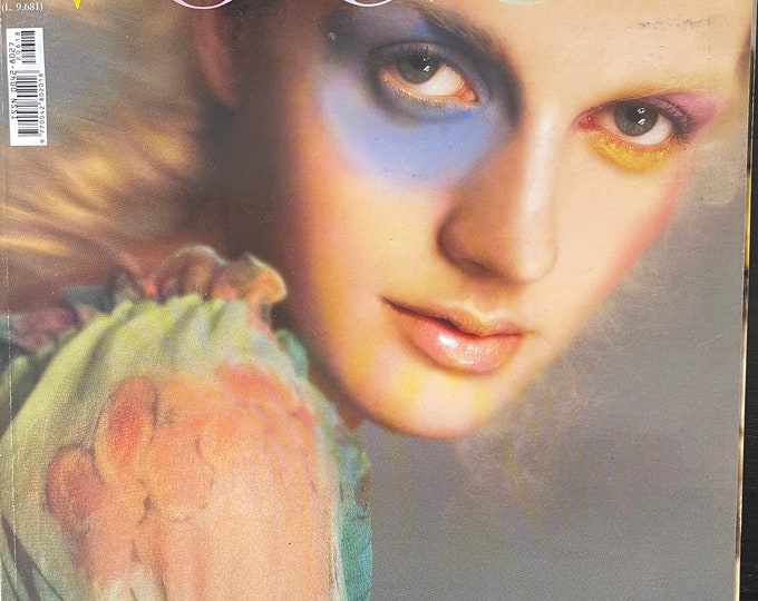 Pre-Owned Vogue Italia magazine 2002 - cover Eva Jay Kubatova