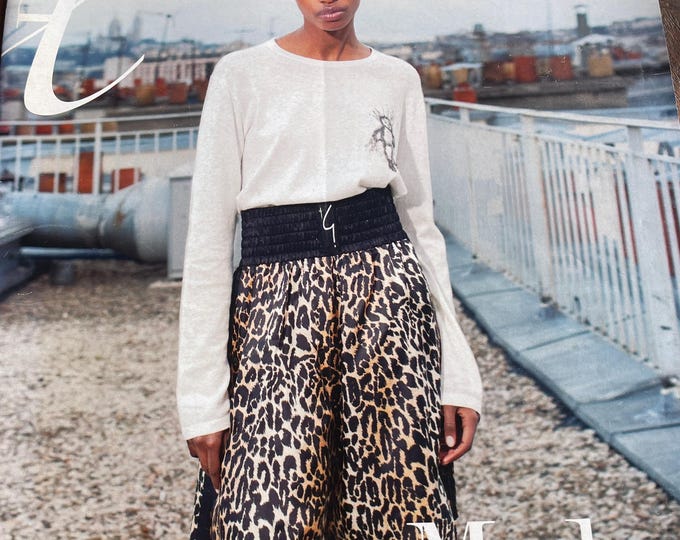 For Women who read fashion -Magazine Netherlands fashion edition newspaper NRC, mode designer Agnes B.