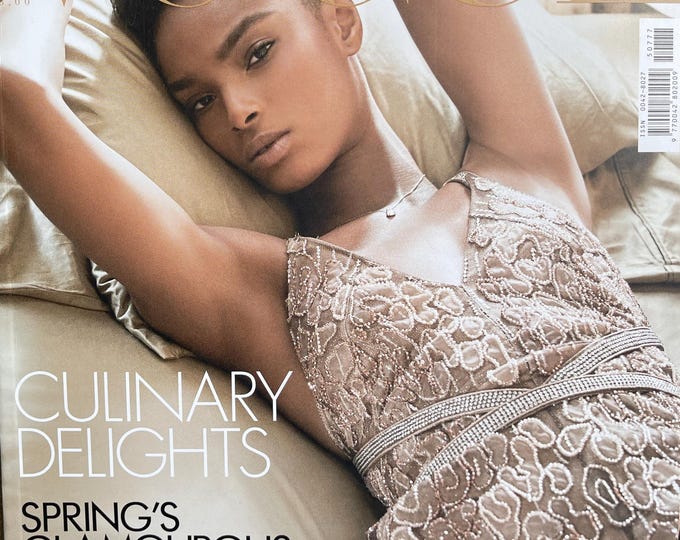 Pre-Owned Magazine Vogue Italia 2015 - Cover Culinary Delights -Iconic style & Cover Photography Fashion Models Collectible Issue!