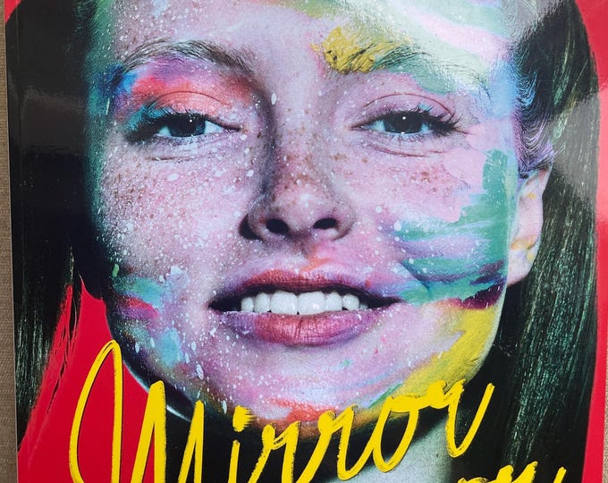 Pre-Owned Mirror Mirror Dutch Fashion & Beauty Magazine Summer 2025