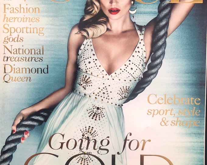 Pre-Owned Vogue magaxine 2012 - cover Kate Moss