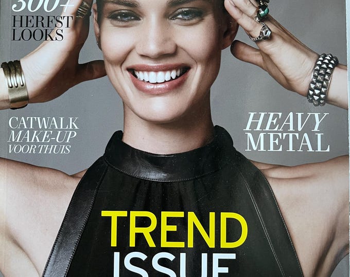 For Women who read fashion -Fashion magazine L'OFFICIEL cover Rihanna - the trend issue