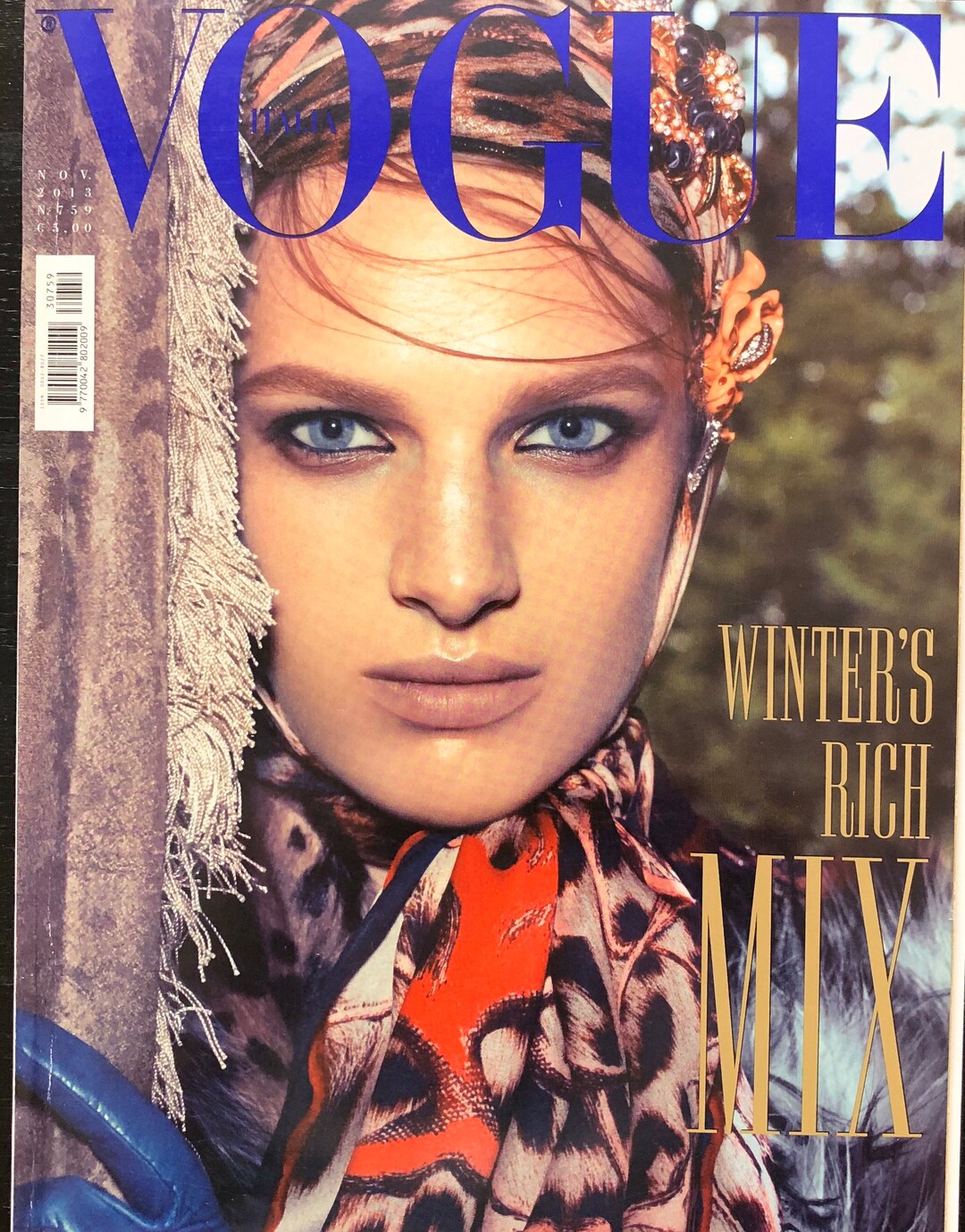 Pre-owned Magazine Vogue Italia-iconic Style & Cover Photography