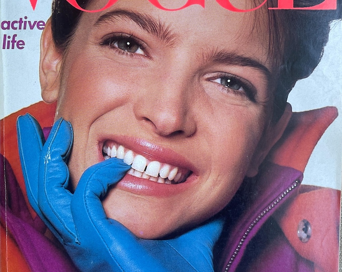 Pre-Owned Vintage rare fashion Magazine VOGUE 1988 -Iconic Style Fashion Covers Photography Models & Editorials