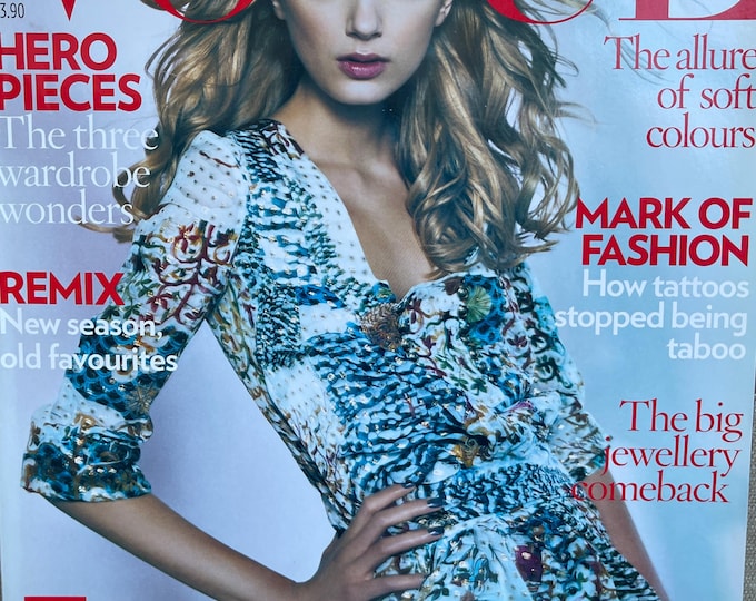 Pre-Owned Magazine Vogue 2008 cover Lily Donaldson Iconic style & Cover Photography Fashion Models Collectible Issue!