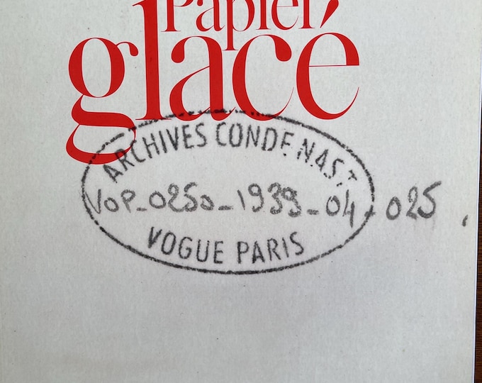 Own a piece of Vogue history magazine Vogue Paris papier glacé -Archives conde nast - Fashion Models Collectible Issue!