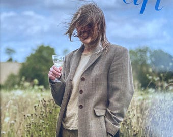 Pre-Owned Own a piece of magazine history -Fashion Magazine Harper's Bazaar- The art & craft issue - Photography Fashion Models - Editorials