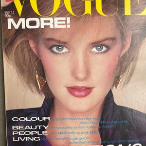 Pre-Owned Vogue magazine September 1980 - cover by Patrick Demarchelier - Collections