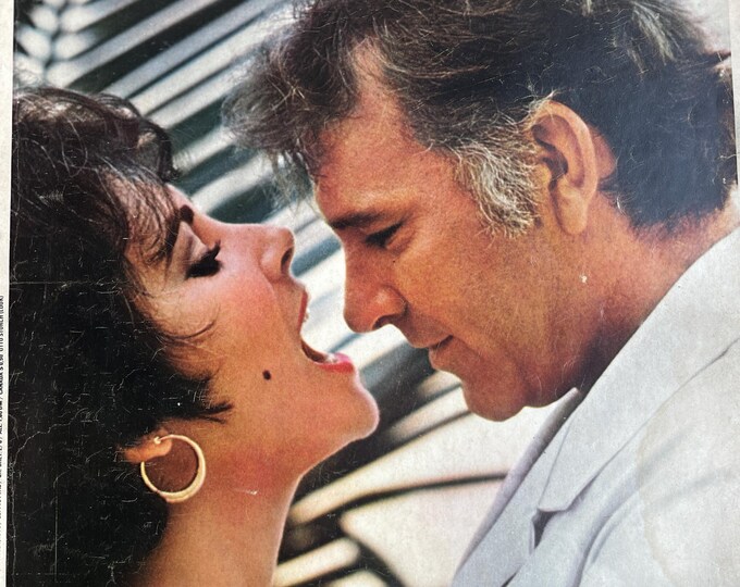 Pre-Owned unique collectors magazine Paris Match 1967 Elizabeth Taylor & Richard Burton