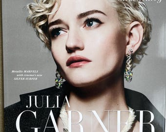 Pre-Owned Magazine Vanity Fair 2025 - cover & special Julia Garner
