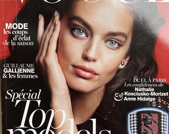 Pre-Owned Vogue Paris magazine February 2014 - cover Emily Donato