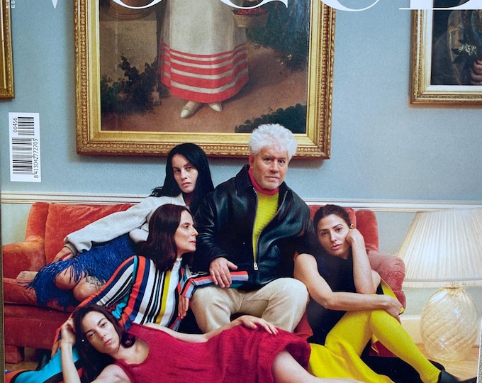 Fashion magazine Vogue Spain cover EL ENSAY O - Iconic fashion Style & Photography Fashion Models - Editorials