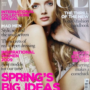 Pre-Owned Magazine Vogue 2009 cover Lily Donaldson-Iconic Style Fashion Covers Photography Models & Editorials