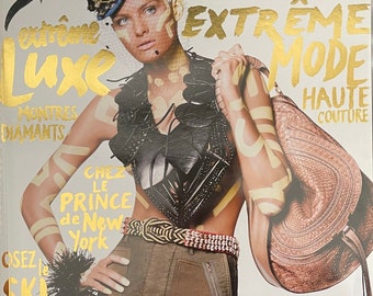 Pre-Owned Magazine Vogue Paris haute couture!-Iconic style & Cover Photography Fashion Models Collectible Issue!