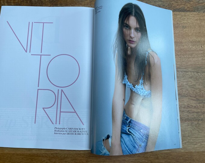 Own a piece of Vogue history-Magazine Vogue France Paris cover Vittoria Ceretti -Iconic style & Cover Photography Models Collectible Issue!