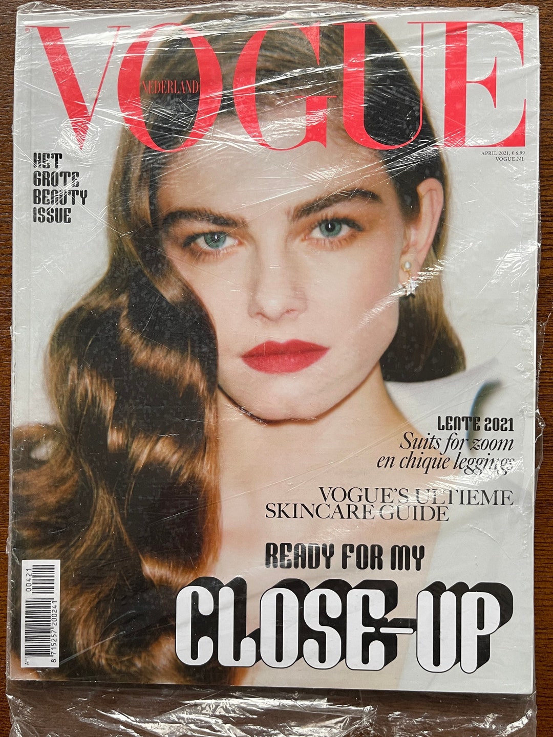 女性情報誌 Vogue Netherlands July/August 2021 女性情報誌 Vogue Netherlands July/August 2021 Vogue