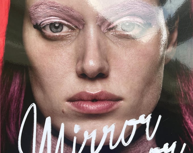 Pre-Owned Mirror Mirror Dutch Fashion & Beauty Magazine Winter 2025/2026