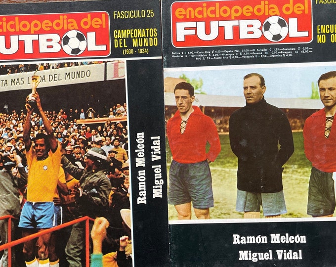 2x rare vintage Magazine Spain Enciclopedia del Futbol magazines