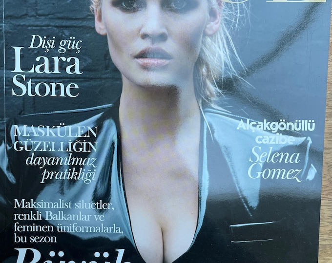 Fashion magazine Vogue Turkey cover Lara Stone - Iconic fashion Style & Photography Fashion Models - Editorials