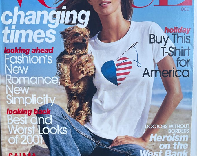 Pre-Owned US Vogue magazine December 2001 - cover Gisele Bundschen - Iconic Style Fashion Photography - Models & Editorials