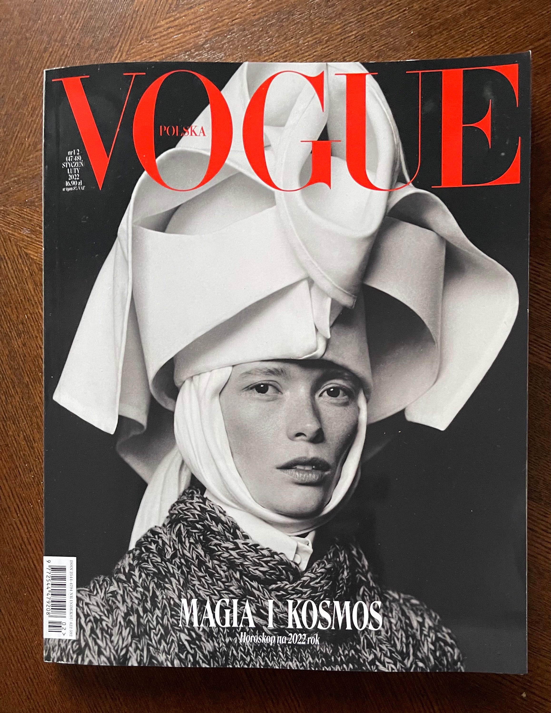 Vogue Poland Magazine July August 2021 - ファッション