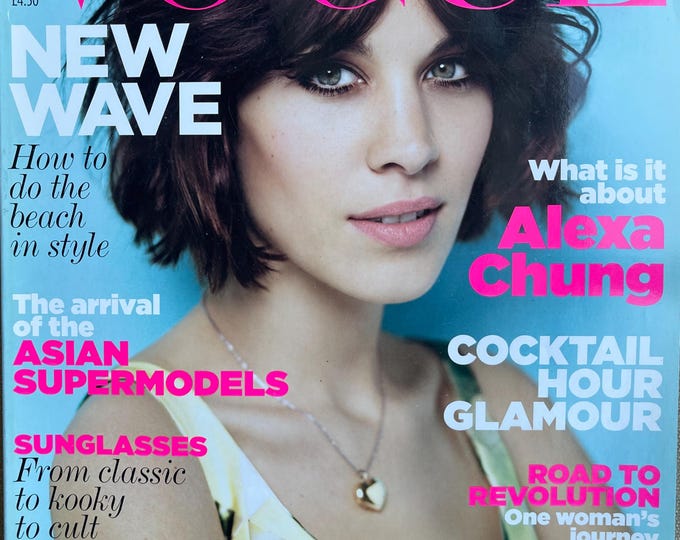 Pre-Owned Magazine Vogue 2011 British Alexa Chung-Iconic Style Fashion Covers Photography Models & Editorials